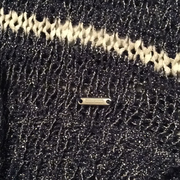 Sweater - Picture 4 of 6